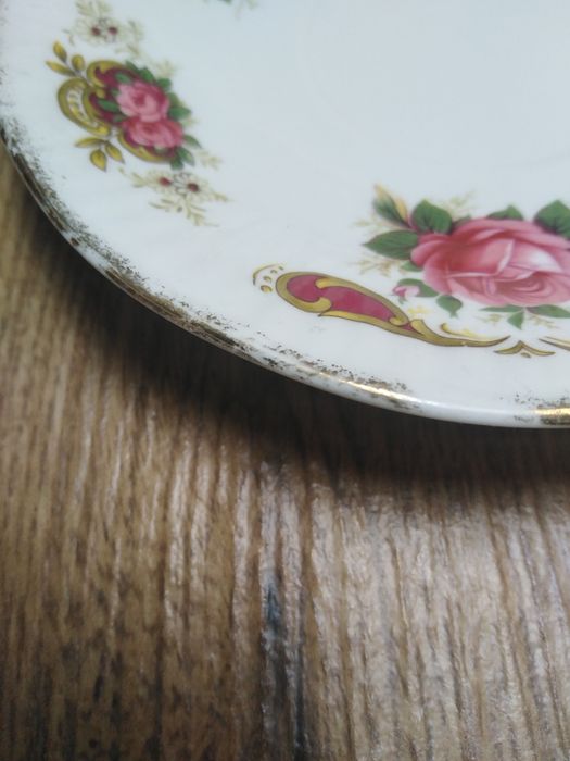 Duo Queen's Fine Bone China