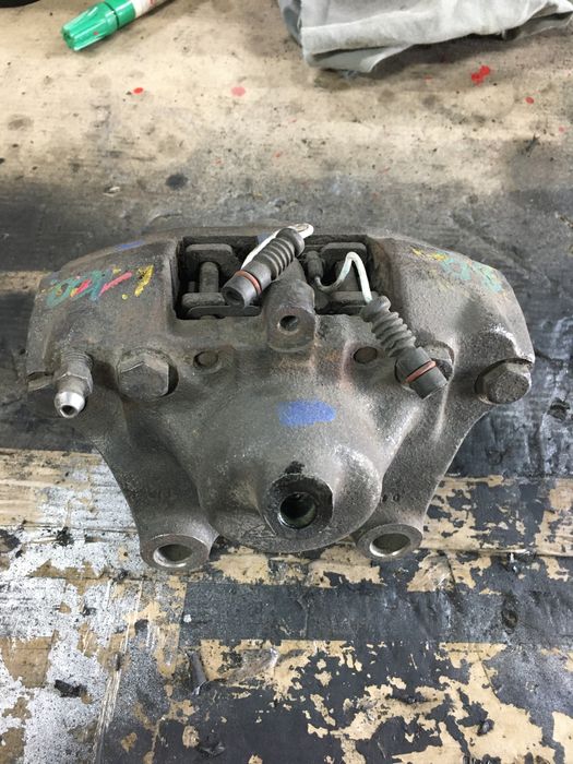 Суппорт супорт задній ЛІВИЙ тормозний Mercedes ML W163