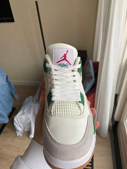 Jordan 4 Retro SB Sosnowa zieleń  EUR 43
