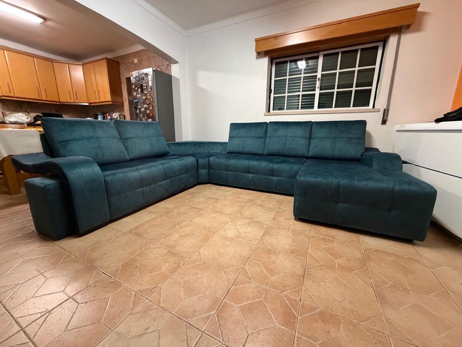 Vendo sofa em bom estado e pouco uso