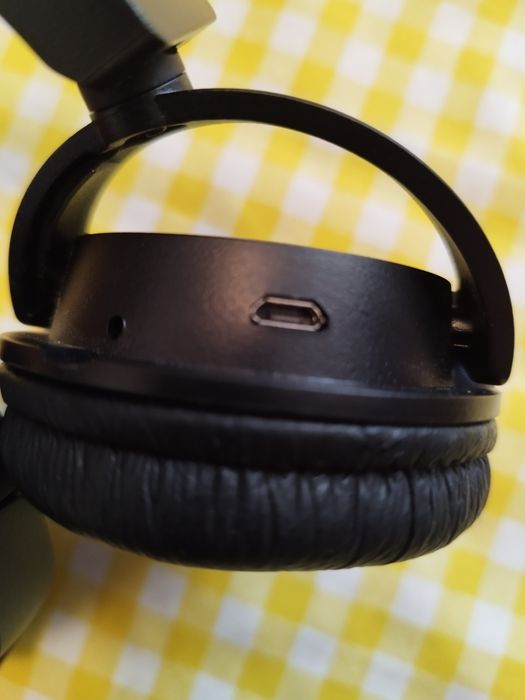 Słuchawki JBL stan bardzo dobry