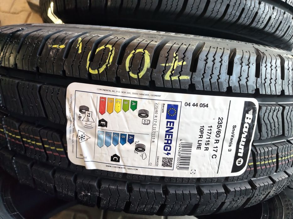 Nowe opony zimowe do busa 235/60/17c Barum gr Continental 2026r
