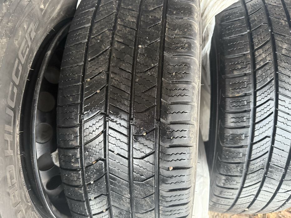 Продам зимову резину R16