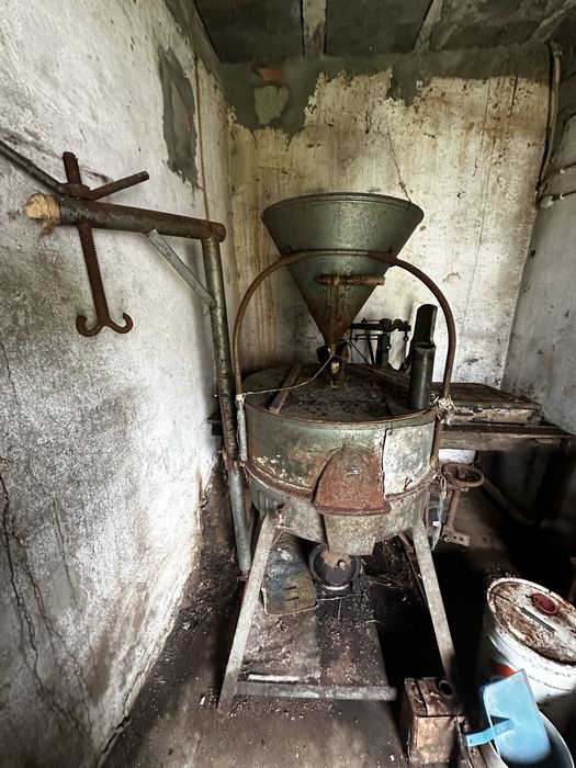 Moinho elecrico com motor