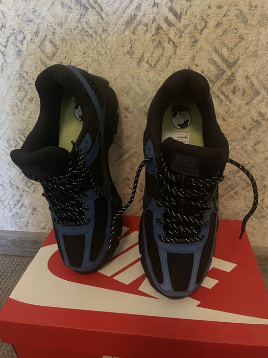 Кроссовки Nike Zoom Vomero 5 43р
