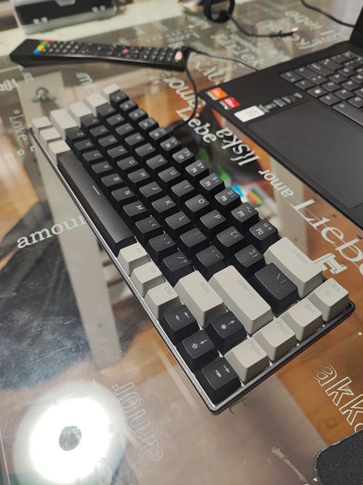 Mechanical Keyboard with Red Switches423492303066900482