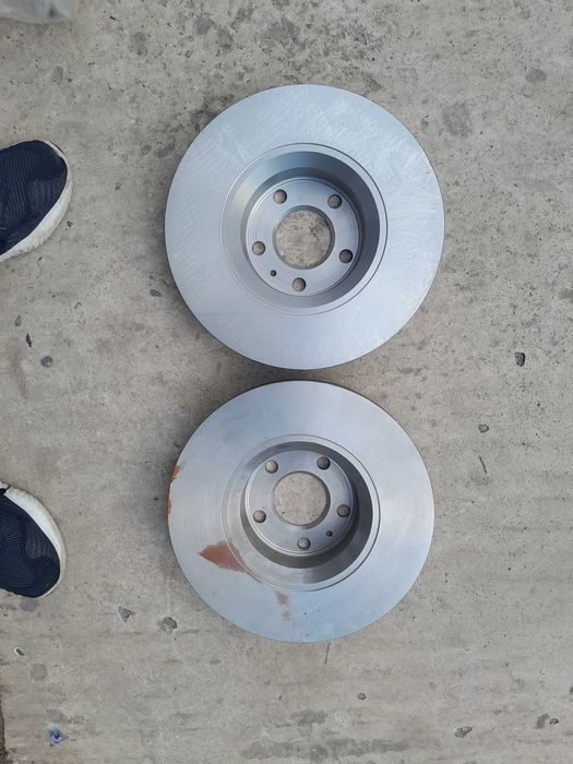 Продам диски гальмівні Audi