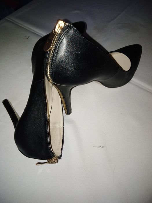 Buty damskie,eleganckie szpilki,nietypowe,zwracające uwagę