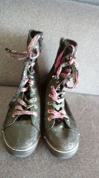 Piękne trapery w gwiazdki