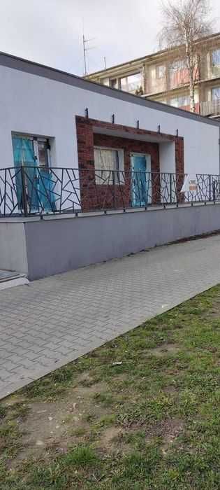 Sprzedam budeynek handlowo-usługowy