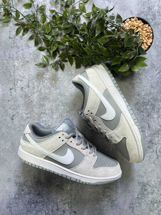 Чоловічі Кросівки Nike SB Dunk Low Summit White Wolf Grey