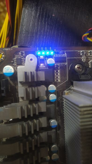 Материнская плата MSI 970A-G46. ( полурабочая).