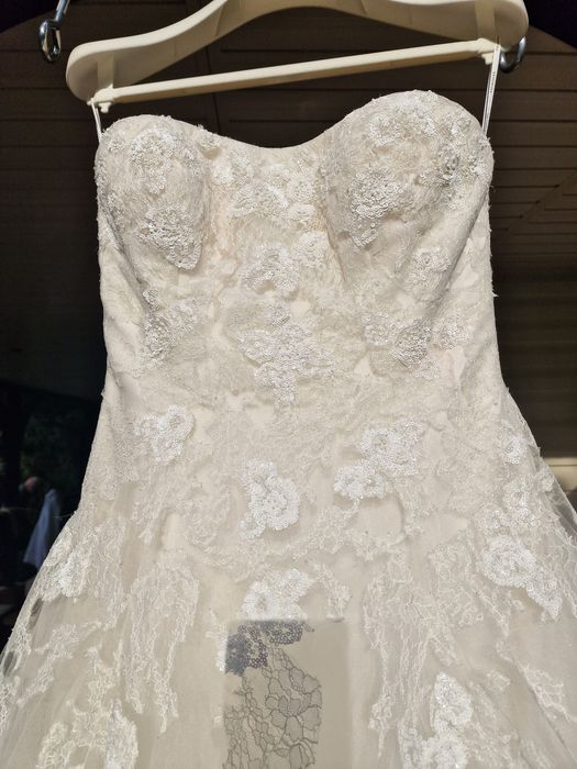 Suknia ślubna Pronovias
