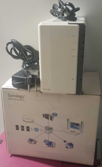 Synology DiskStation DS212j 2x 2TB HDD - dysk sieciowy NAS