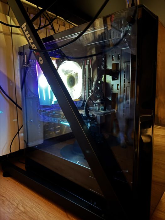 RTX 3070Ti, 32gb RAM, i7 9700