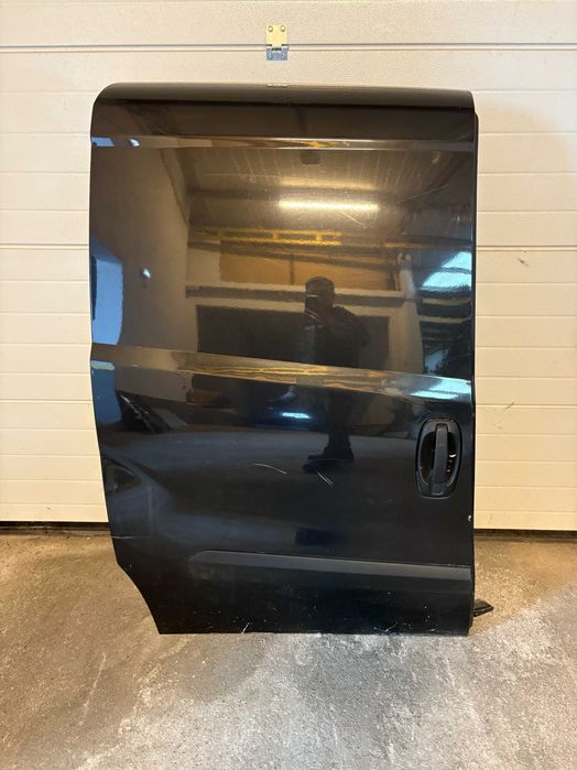Porta Lateral Fiat Doblo Caixa/Combi (10-24)