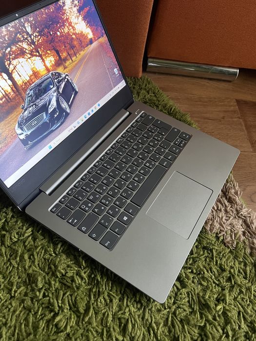 Ноутбук Lenovo ideapad 330S-14IKB в гарному стані ram 8gb ssd 128gb