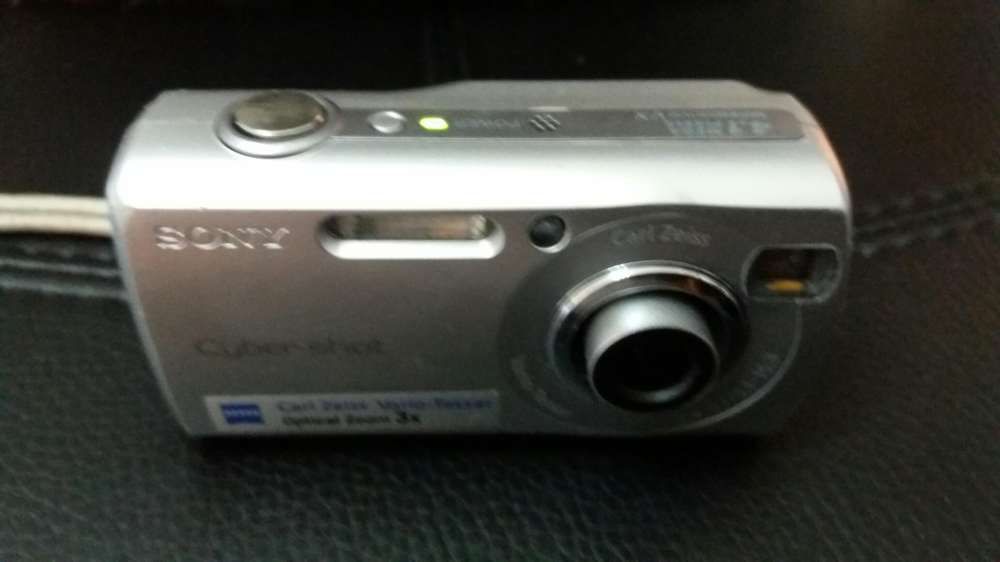 Máquina Fotográfica Sony