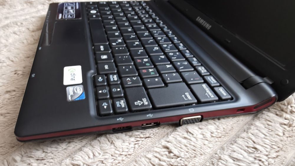 Laptop Samsung N150 Plus HDD 250GB , RAM 1GB , Ekran 10 cali , 100% sprawny. Windows XP !