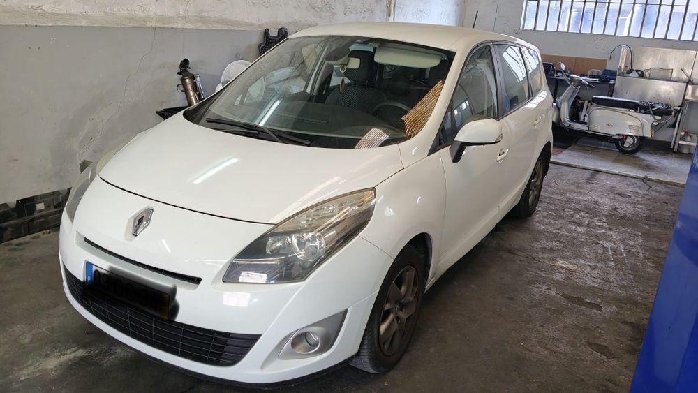 Renault Scenic 1.5 tdi