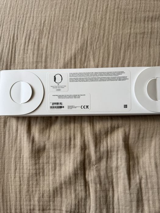 Apple Watch SE 44 mm GPS - Midnight