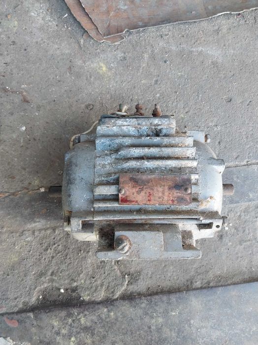 Двигун  Двигатель электро электродвигатель