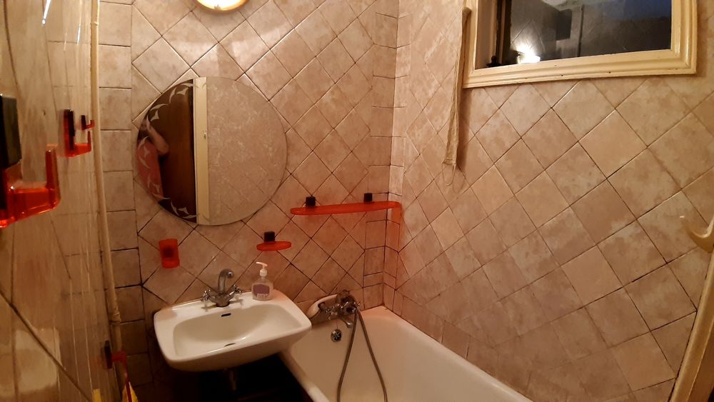 2 комнатная квартира, королевский этаж, район парка Горького. Черемушки. СРОЧНО! - More