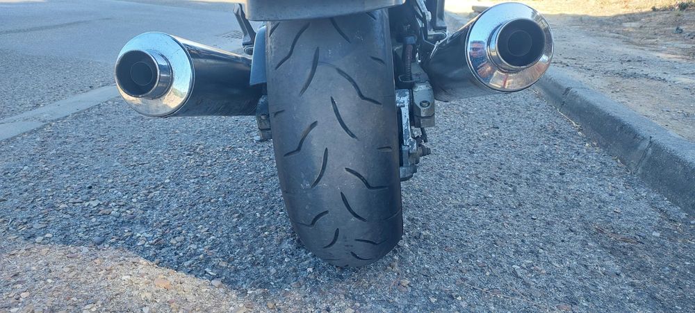 Kawasaki ZZR 1100 impecável com revisão feita