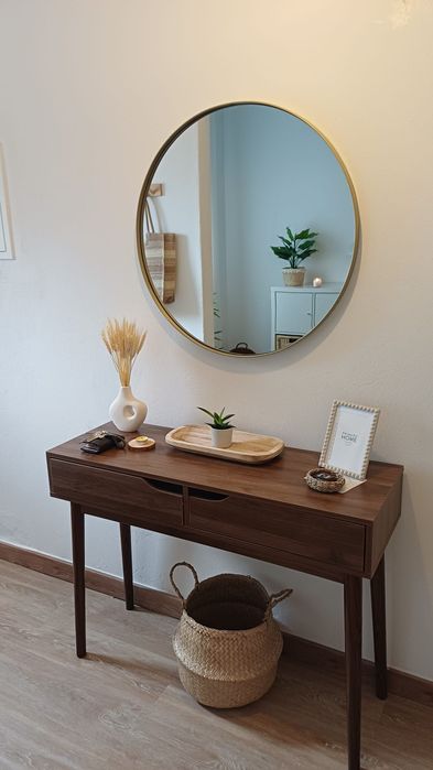 Moradia T2 remodelada, quintal, garagem