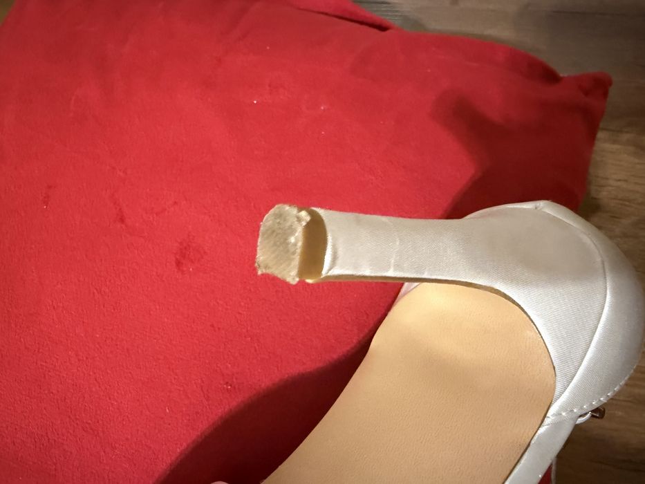 Buty ślubne lub na poprawiny