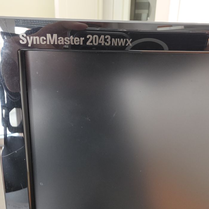 Monitor Samsung SyncMaster 2043NWX 20" - Resolução 1680x1050