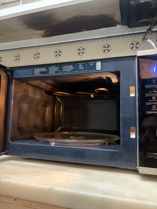 Micro-ondas Samsung com Grill + Ceramic Inside