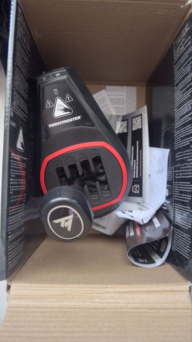Kierownica Thrustmaster T248 z pedałami do Xbox Series X/S, Xbox One, PC + Thrustmaster TH8S Shifter Add-On