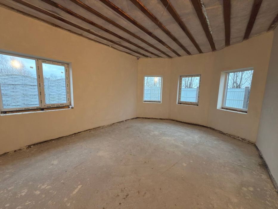 Продається новий одноповерховий будинок в Немішаєве, 140 м2 на 8 соток