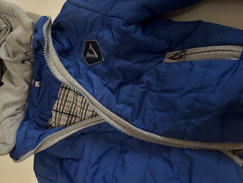 Куртка демісизонна