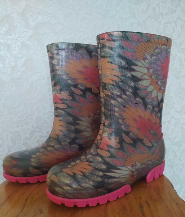 Гумові чобітки, резинові