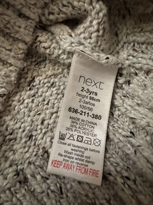 Вязанный теплый свитер Next