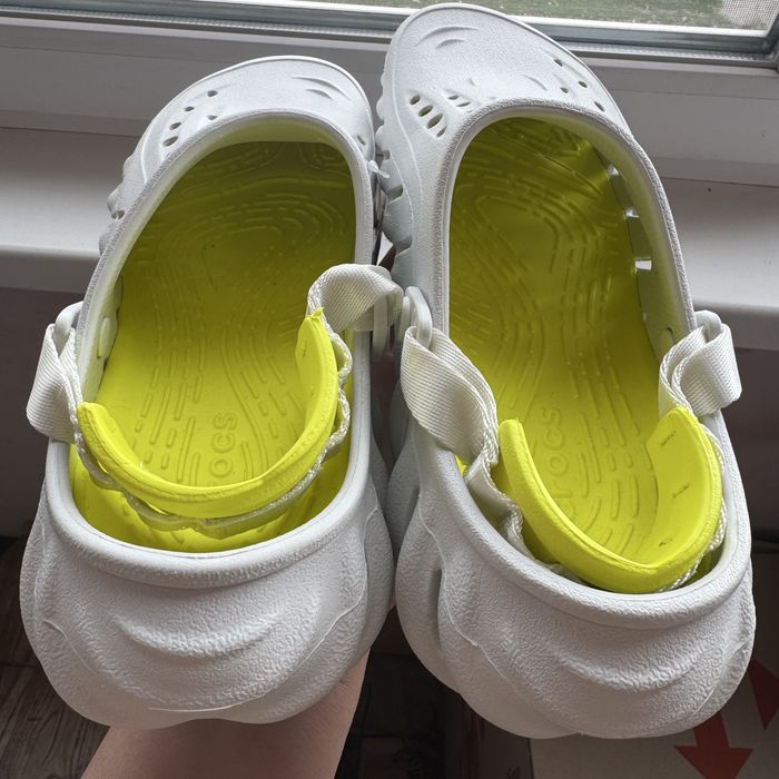 Нові оригінальні Crocs Echo Clog 207937-1N