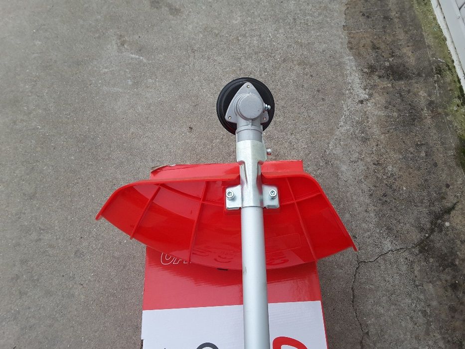 Roçadora Campeon CX-2852 Novo motor de 52cc!