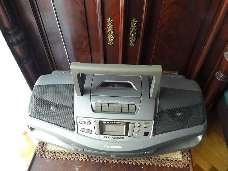 Panasonic RX-DS19 radiomagnetofon