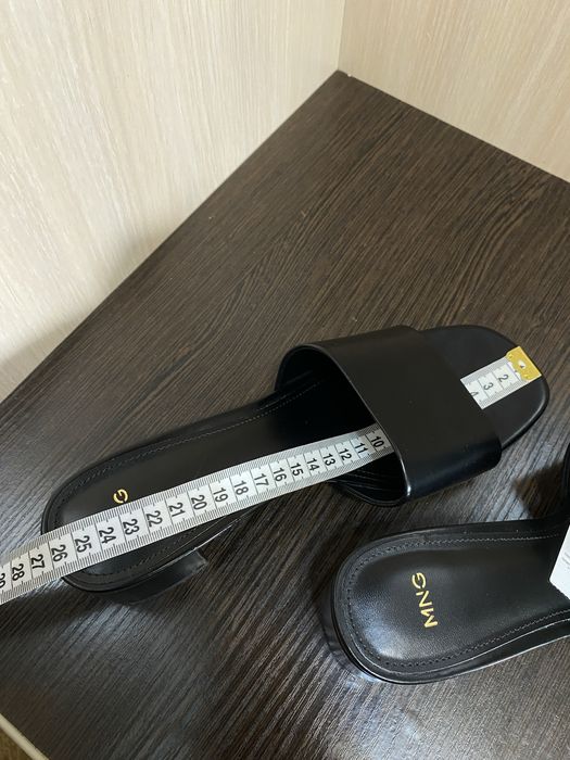 Босоніжки. Туфлі Mango. Розімр 40. Устілка 25,5-26 см