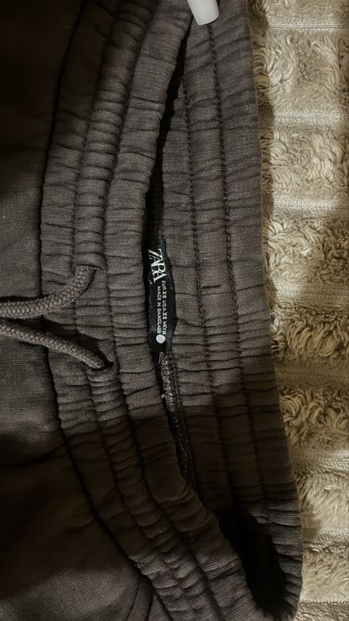 Коричниві штани Zara
