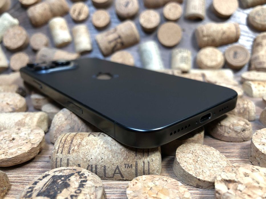Apple iPhone 16 Pro Max 256Gb. Black Titanium. Фізична SIM, ідеальний стан!