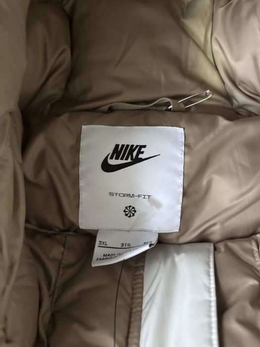 Пуховик чоловічий Nike nsw