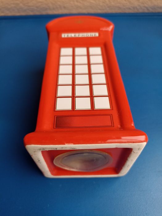 Mealheiro Cabine telefonica inglesa em cerâmica pintada