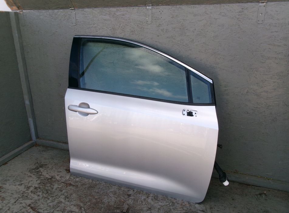 Toyota Corolla е16 е18 e21 2013 -2026 року Бампер Капот Крило Фара Телевізор Підсилювач Радіатори Захист Підкрилок весь комплект РОЗБОРКА / ЗАПЧАСТИНИ