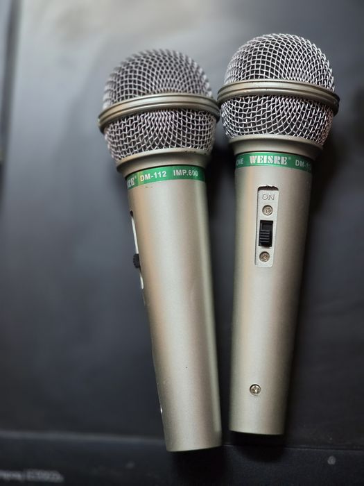Microfones a funcionar