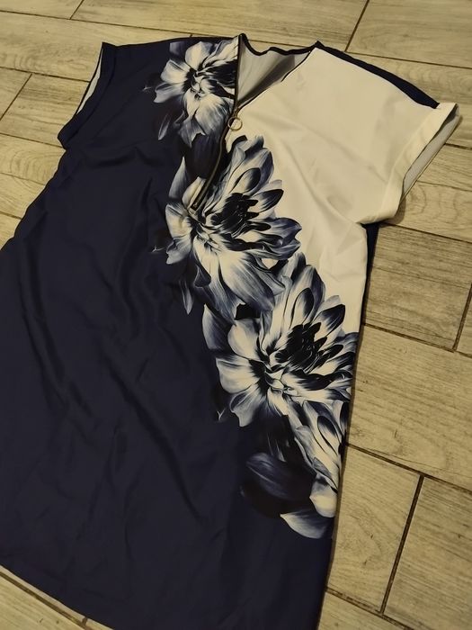 Piękna elegancka sukienka