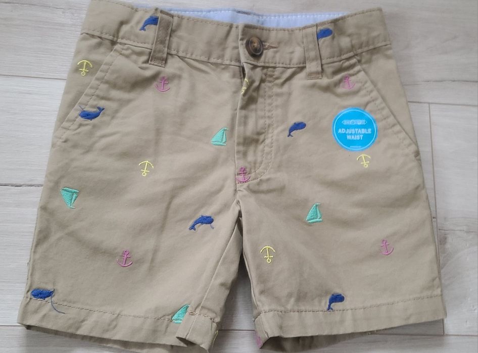 Нові шорти Carter's