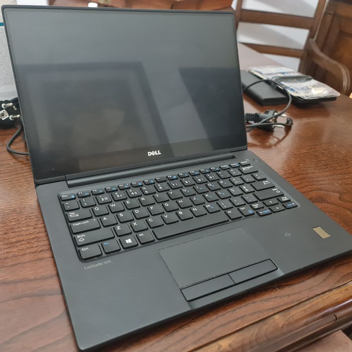 Computadores Dell 9380 e 7370